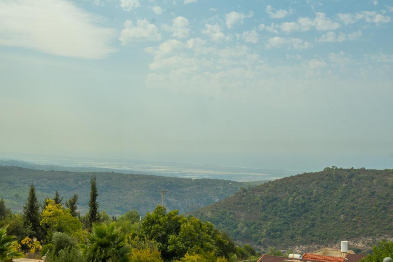 Beit Oren Hotel Exterior photo